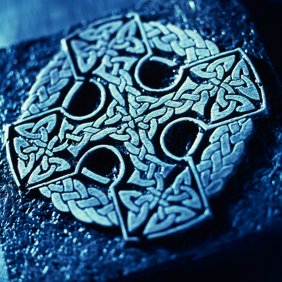 Celtic Knot Designs: Where Art Meets Geometry